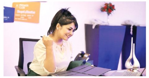 ৫টি অভ্যাস যা কর্মক্ষেত্রে আত্মবিশ্বাসী করে তুলবে আপনাকে