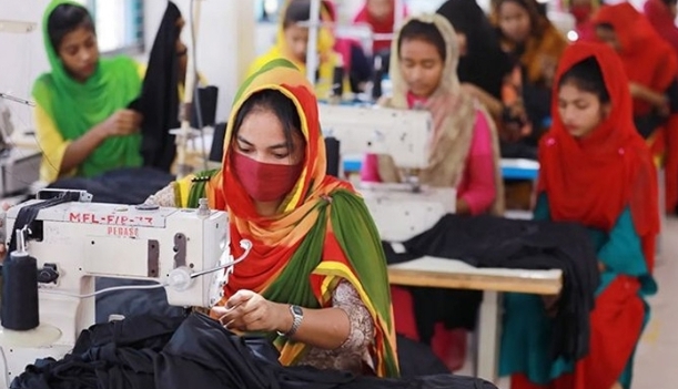 পোশাক শ্রমিকদের নতুন মজুরি কাঠামো নভেম্বরে, ডিসেম্বরে কার্যকর