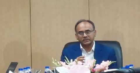 ৩৬ বছরের চাকরী জীবনে এমন অর্থনৈতিক সঙ্কট দেখিনি : গভর্নর