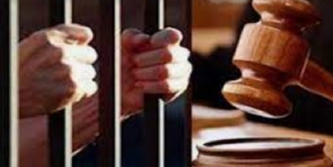 শেয়ার আত্মসাত মামলায় ৩ জনের ৮ বছর কারাদণ্ড