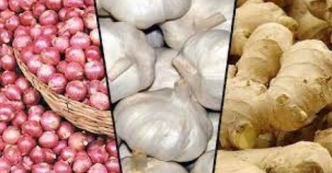 নাগালের বাইরে পেঁয়াজ, নতুন করে বেড়েছে আদা-রসুনের দাম