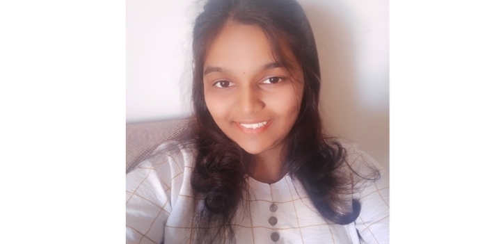 ১৬ বছরের কিশোরী শত কোটি রুপির মালিক