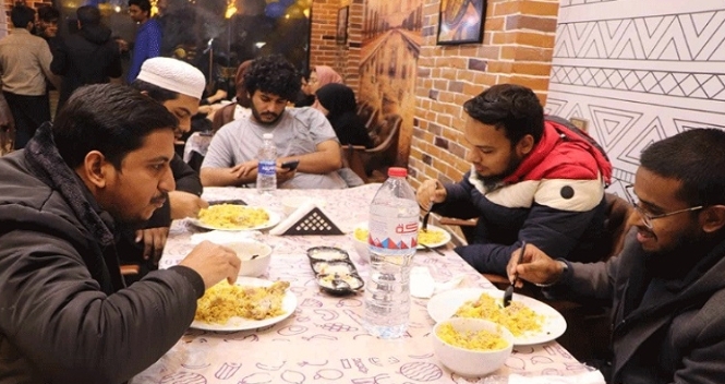 মিশরে বাংলাদেশি রেস্টুরেন্টের নতুন পদযাত্রা শুরু