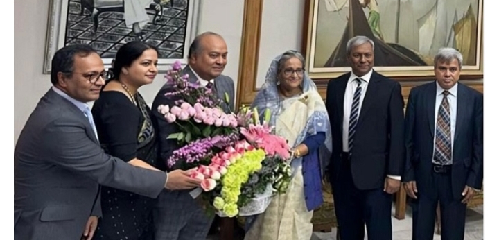 প্রধানমন্ত্রীকে শেয়ারবাজার নিয়ন্ত্রক সংস্থার অভিনন্দন