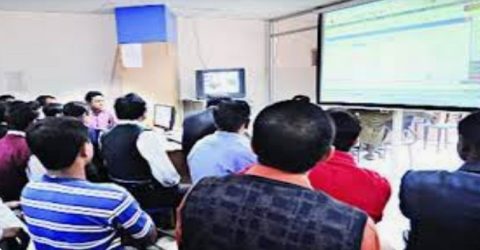 বড় উত্থানেও হতাশ ইন্সুরেন্স খাতের বিনিয়োগকারীরা