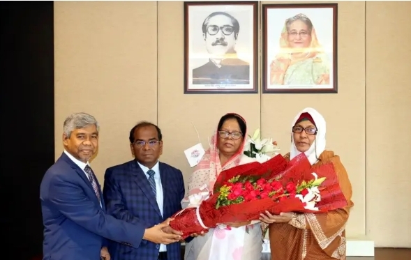 অর্থ প্রতিমন্ত্রীর সঙ্গে জেনিথ লাইফের চেয়ারম্যান-সিইও’র সৌজন্য সাক্ষাৎ