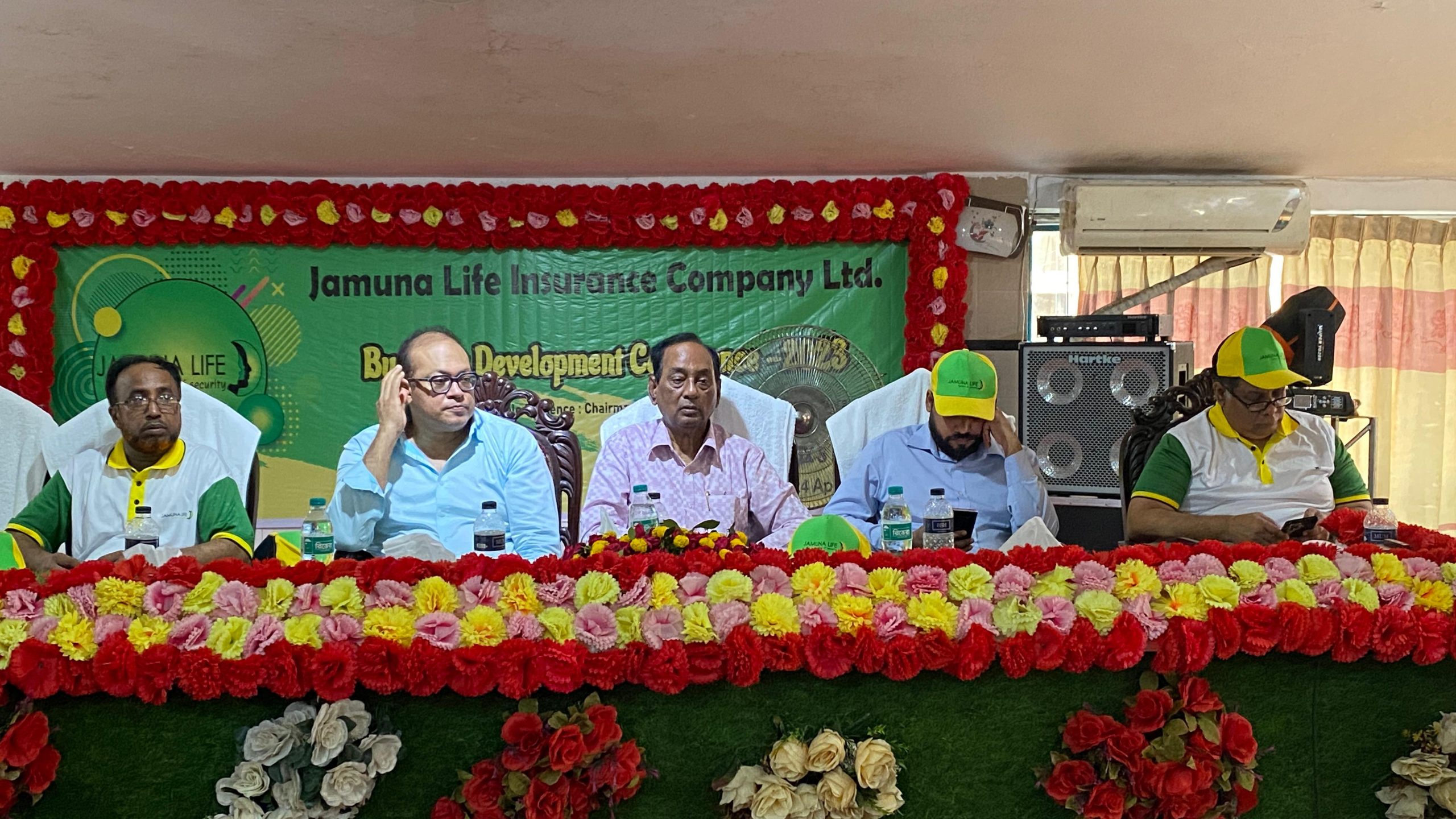 কক্সবাজারে যমুনা লাইফ ইনসিওরেন্স কোম্পানী লিমিটেডের সম্মেলন অনুষ্ঠিত