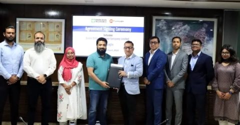 গ্রীন ডেল্টার সঙ্গে ট্রাক লাগবে’র মোটর বীমা চুক্তি