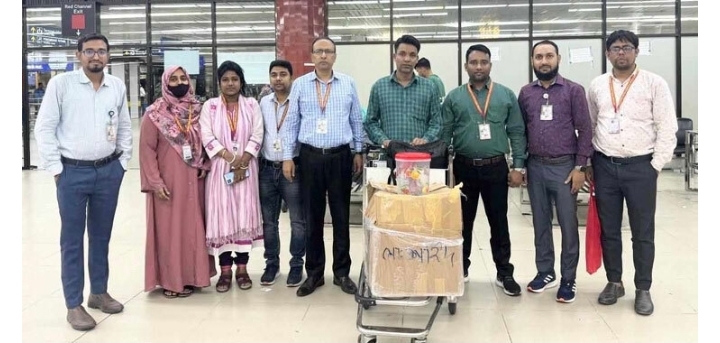 বিমানবন্দরে যাত্রীর শরীরে মিললো সাড়ে চার কোটি টাকার সোনা