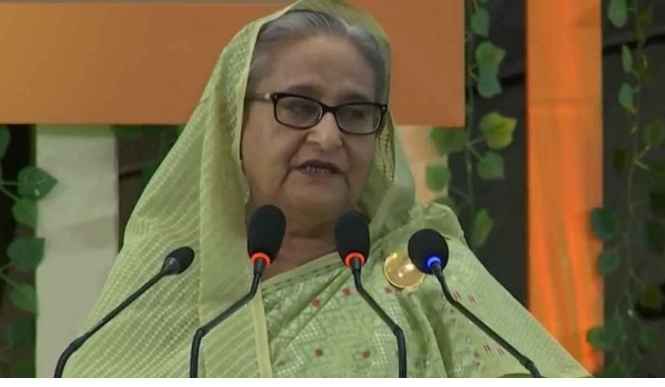 ‘ মূল্যস্ফীতি নিয়ন্ত্রণে আপ্রাণ চেষ্টা চালাচ্ছে সরকার’