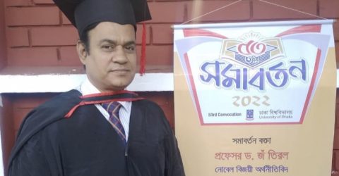 জাকির হোসেনের বীমা পেশায় ৩৪ বছরের অদম্য পথ চলা