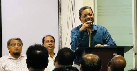 গোল্ডেন লাইফের বকেয়া নবায়ন প্রিমিয়াম সংগ্রহ সংক্রান্ত বিশেষ সভা অনুষ্ঠিত