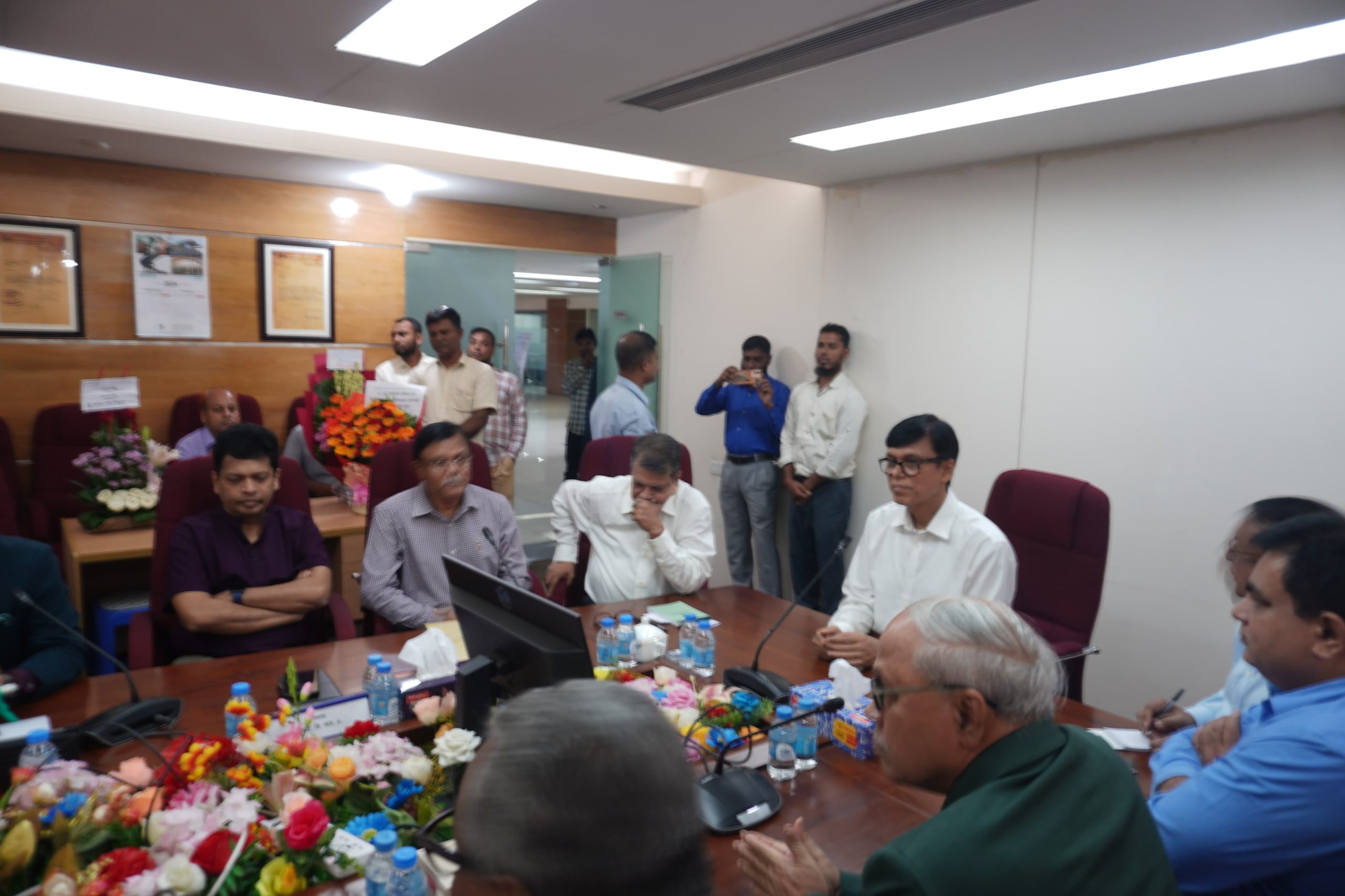 লাইফ ইন্স্যুরেন্স কোম্পানির চেয়ারম্যান ও মুখ্য নির্বাহীদের সাথে আইডিআরএ’র চেয়ারম্যান এর মতবিনিময় সম্পন্ন