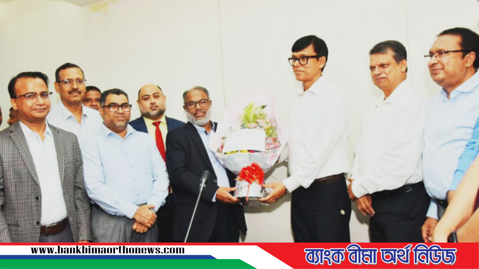 আইডিআরএ’র নবাগত চেয়ারম্যান ড. এম আসলাম আলমকে পপুলার লাইফের ফুলেল শুভেচ্ছা