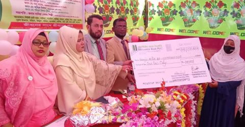 স্বদেশ ইসলামী লাইফের ময়মনসিংহ (মুশল্লী) অফিসে মৃত্যু দাবির চেক হস্তান্তর এবং উন্নায়ন সভা