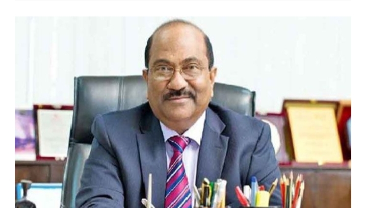 সাবেক ডেপুটি গভর্নর এসকে সুরের বিরুদ্ধে দুদকের মামলা