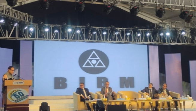 দুর্বল দশটি ব্যাংক ঘুরে দাড়িয়েছে : গভর্নর