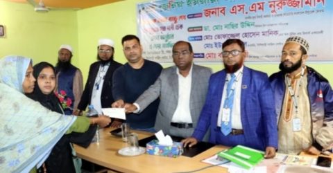 জেনিথ ইসলামী লাইফে ৩ হাজার টাকার প্রিমিয়াম দিয়ে ১ লাখ ৭০ হাজার টাকার মৃত্যুদাবি পেলো বীমা গ্রাহকের নমিনি