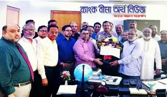 বি এম ইউসুফ আলীকে পপুলার লাইফের শুভেচ্ছা