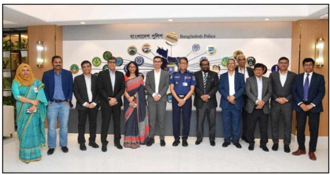 বিদেশি বিনিয়োগকারীদের নিরাপত্তায় হটলাইন চালু করবে পুলিশ