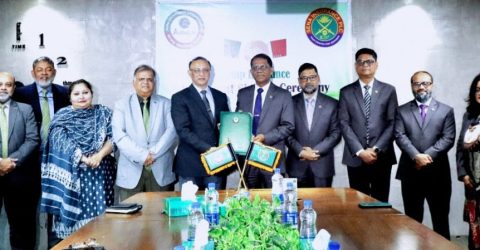 আস্থা লাইফ ইন্স্যুরেন্স কোম্পানী লিমিটেড ও সেনা ইন্স্যুরেন্স পিএলসি এর মধ্যে গ্রুপ বীমা চুক্তি স্বাক্ষর