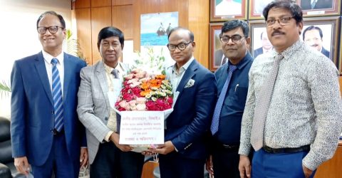 শরীয়তপুর–১ আসনে বিজয়: বিআইএ প্রেসিডেন্ট সাঈদ আহমেদকে যমুনা লাইফ ইনসিওেরন্স এর সিইও’র ফুলেল শুভেচ্ছা