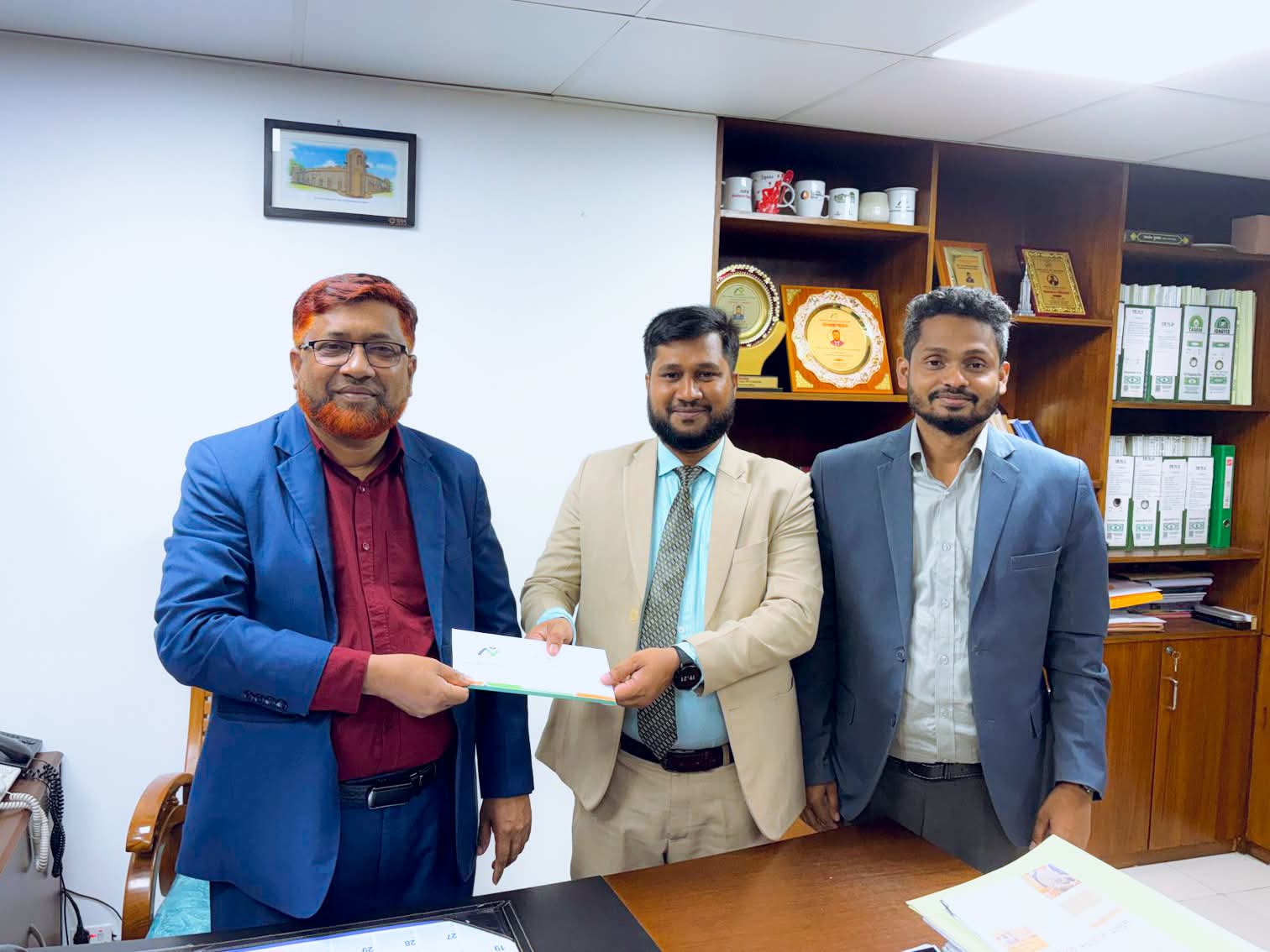 এনআরবি ইসলামিক লাইফ এর সহকারী ব্যবস্থাপনা পরিচালক মো: মাসউদুর রহমান