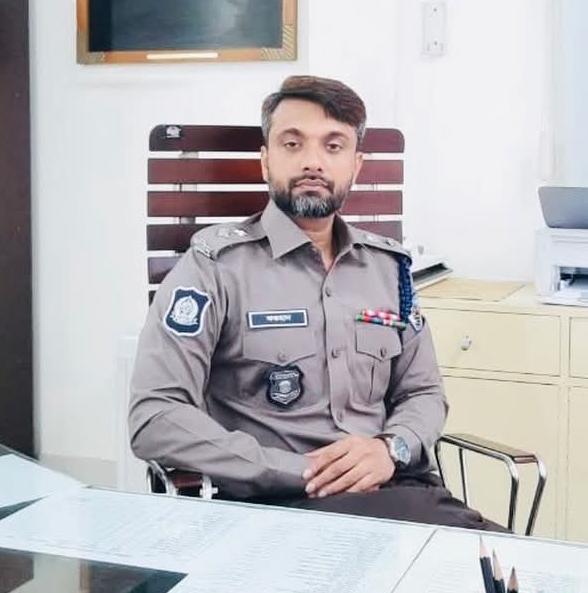 নীলফামারীর নতুন পুলিশ সুপার মো. ফরহাদ হোসেন খাঁন অভিজ্ঞ ও দক্ষ পুলিশ কর্মকর্তার আগমনে আইন-শৃঙ্খলা উন্নয়নের প্রত্যাশা