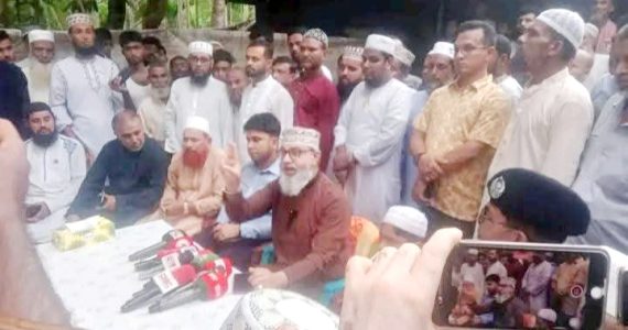 শোকসন্তপ্ত পরিবারের পাশে এমপি মাসুদ সাঈদী- নিহত ৩ স্বজনের পরিবারকে আর্থিক সহায়তা ও পুনর্বাসনের আশ্বাস