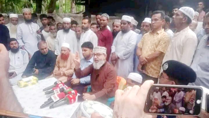 শোকসন্তপ্ত পরিবারের পাশে এমপি মাসুদ সাঈদী- নিহত ৩ স্বজনের পরিবারকে আর্থিক সহায়তা ও পুনর্বাসনের আশ্বাস