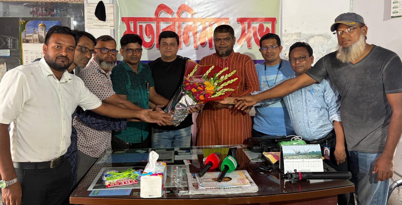 জাতীয় সাংবাদিক সংস্থার কেন্দ্রীয় নেতৃবৃন্দের সঙ্গে ঝালকাঠিতে মতবিনিময় সভা