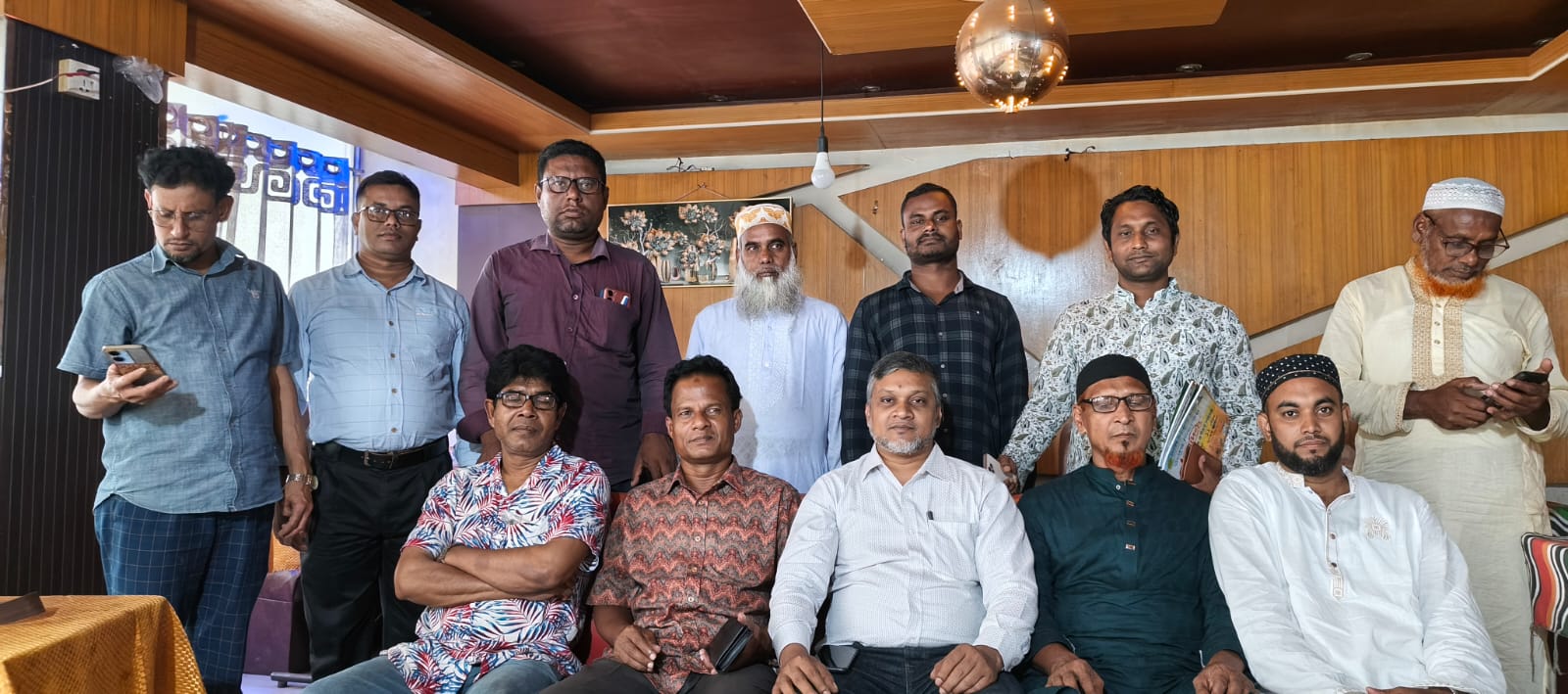 রংপুর বিভাগীয় কমিটি পুনর্গঠন ও সম্প্রসারণে জাতীয় সাংবাদিক সংস্থার আলোচনা সভা অনুষ্ঠিত