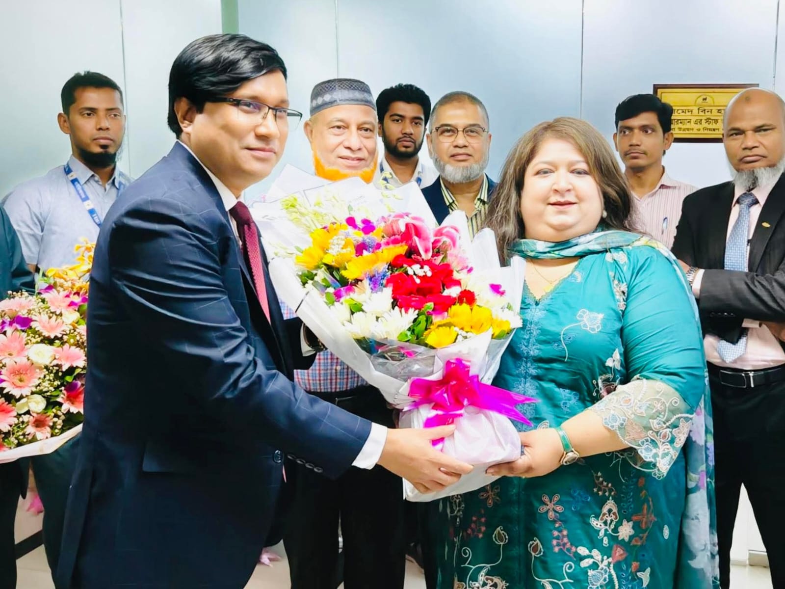 আইডিআরএ’র নতুন চেয়ারম্যানকে ফুলেল শুভেচ্ছা ট্রাস্ট ইসলামী লাইফের এমডির বীমা খাতের উন্নয়ন, সুশাসন ও জনকল্যাণে নতুন নেতৃত্বের সফলতা কামনা