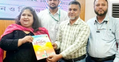 বীমায় বন্দী মানুষের টাকা-স্থায়ী সমাধানই সময়ের দাবি