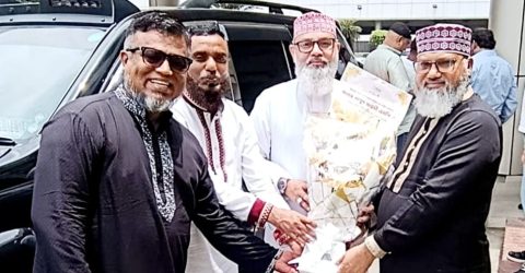 ইস্তানবুল হোটেল অ্যান্ড রিসোর্টের চেয়ারম্যান মাসুদ সাঈদী, এমপি- বিদেশ সফর শেষে দেশে ফিরলে বিমানবন্দরে উষ্ণ অভ্যর্থনা