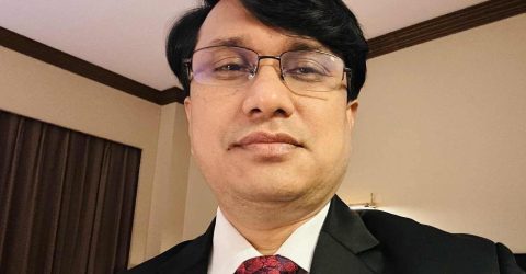 কঠিন পাথর- গিয়াস উদ্দিন চৌধুরী
