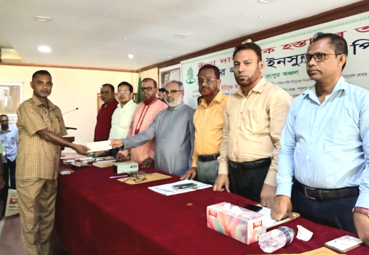 রংপুরে পপুলার লাইফের ৪৯৮ গ্রাহকের ৩ কোটি ৪৫ লাখ টাকার বীমা দাবি পরিশোধ ও ব্যবসা উন্নয়ন সভা