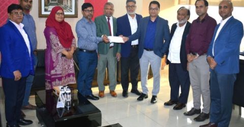 প্রাইম ইসলামি ইন্স্যুরেন্স ২২ লাখ টাকার মোটর বীমা দাবি পরিশোধ