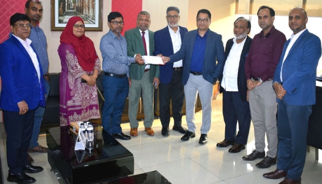 প্রাইম ইসলামি ইন্স্যুরেন্স ২২ লাখ টাকার মোটর বীমা দাবি পরিশোধ