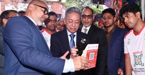 বাংলা কিউআরে লেনদেনে বাড়তি ফি নেই: অর্থমন্ত্রী