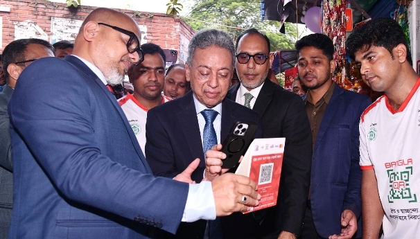 বাংলা কিউআরে লেনদেনে বাড়তি ফি নেই: অর্থমন্ত্রী