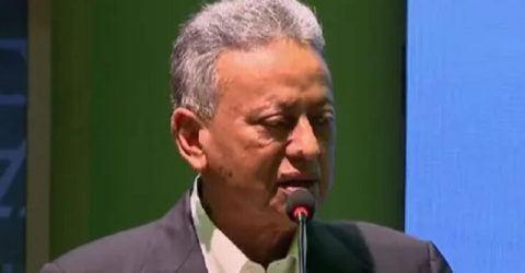 আমদানি নির্ভর জ্বালানি থেকে বের হতে চায় সরকার: অর্থমন্ত্রী